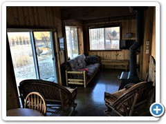 Little Barn Cabin - Living Space